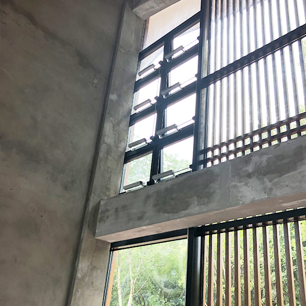 手搖鏈?zhǔn)介_(kāi)窗機(jī)